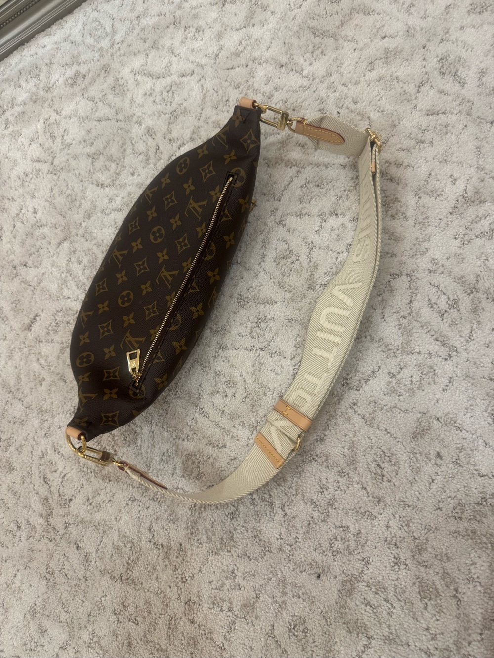 Louis Vuitton High Rise Monogram - Picture 8 of 15